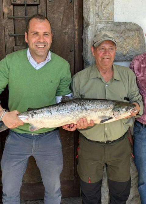 Campano Sella Jornada salmonera del día 19 de abril